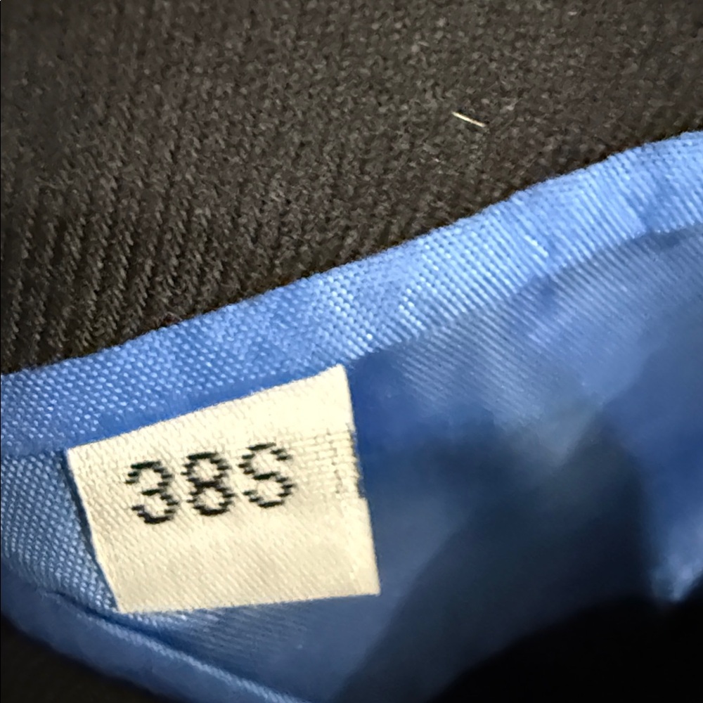 Lineage suit - Picture 3 of 7